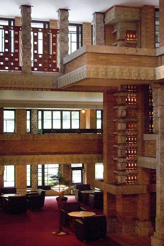 Imperial Hotel - Frank Lloyd Wright