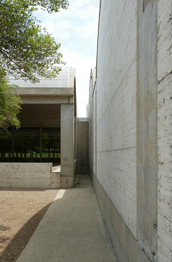Kimbell Art Museum - Louis Kahn