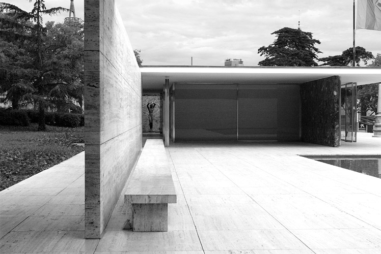 Barcelona Pavilion - Ludwig Mies van der Rohe