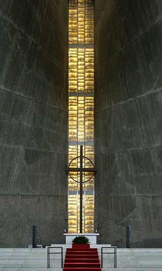 St. Mary's Cathedral - Kenzo Tange